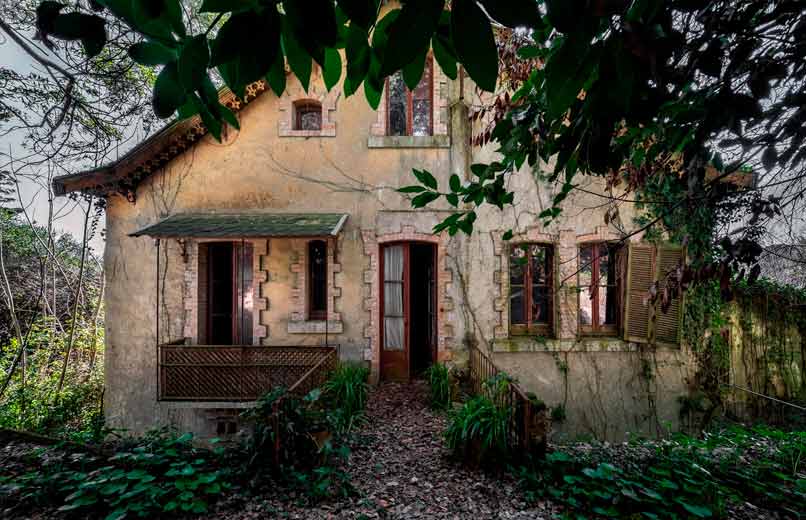 Casas Herdadas ao Abandono: O Peso das Heranças Indivisas em Portugal