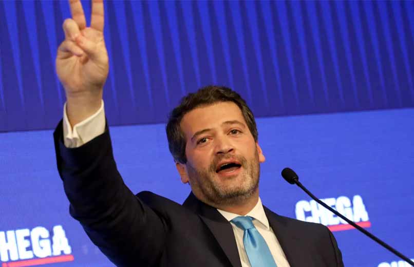 André Ventura sofre indisposição em comício: reflexo de uma campanha extenuante ou sinal de alerta?