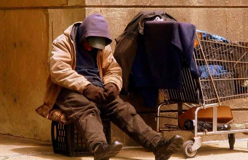 A Duras Penas: Em Portugal, Há Quem Lute Pela Vida com Menos de 200 Euros por Mês na Pobreza Extrema